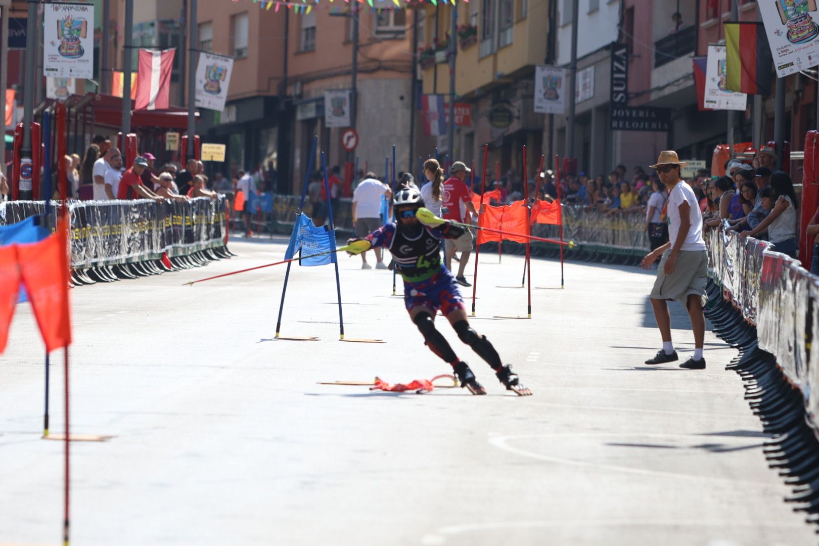 La Xamascada arrancó el pasado jueves en Villablino.  FERNANDO OTERO  (9)