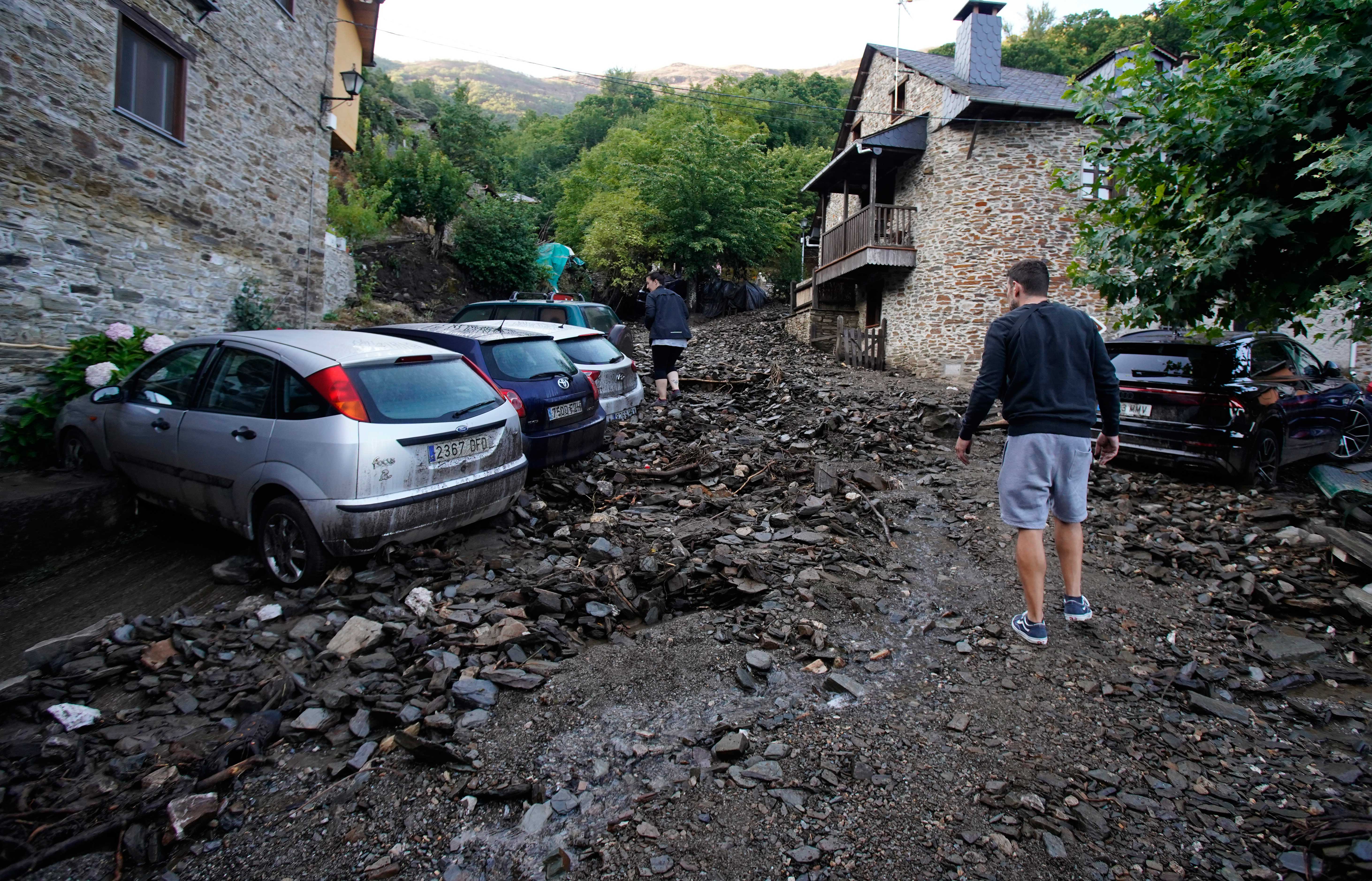 Riada en el pueblo de Manzanedo de Valdueza. | CÉSAR SÁNCHEZ (Ical)
