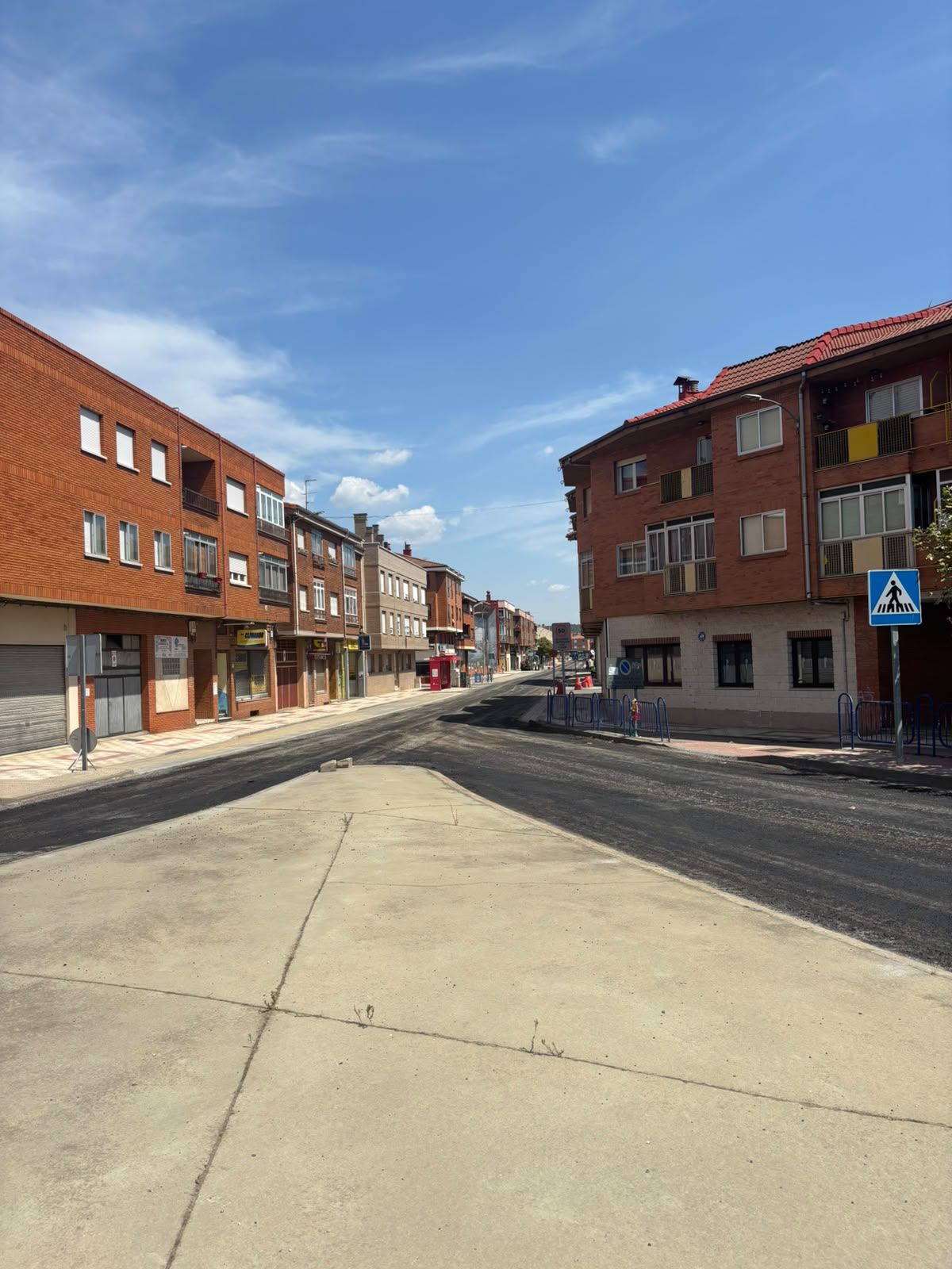 Imagen de la calle Real de Villaobispo. | L.N.C.