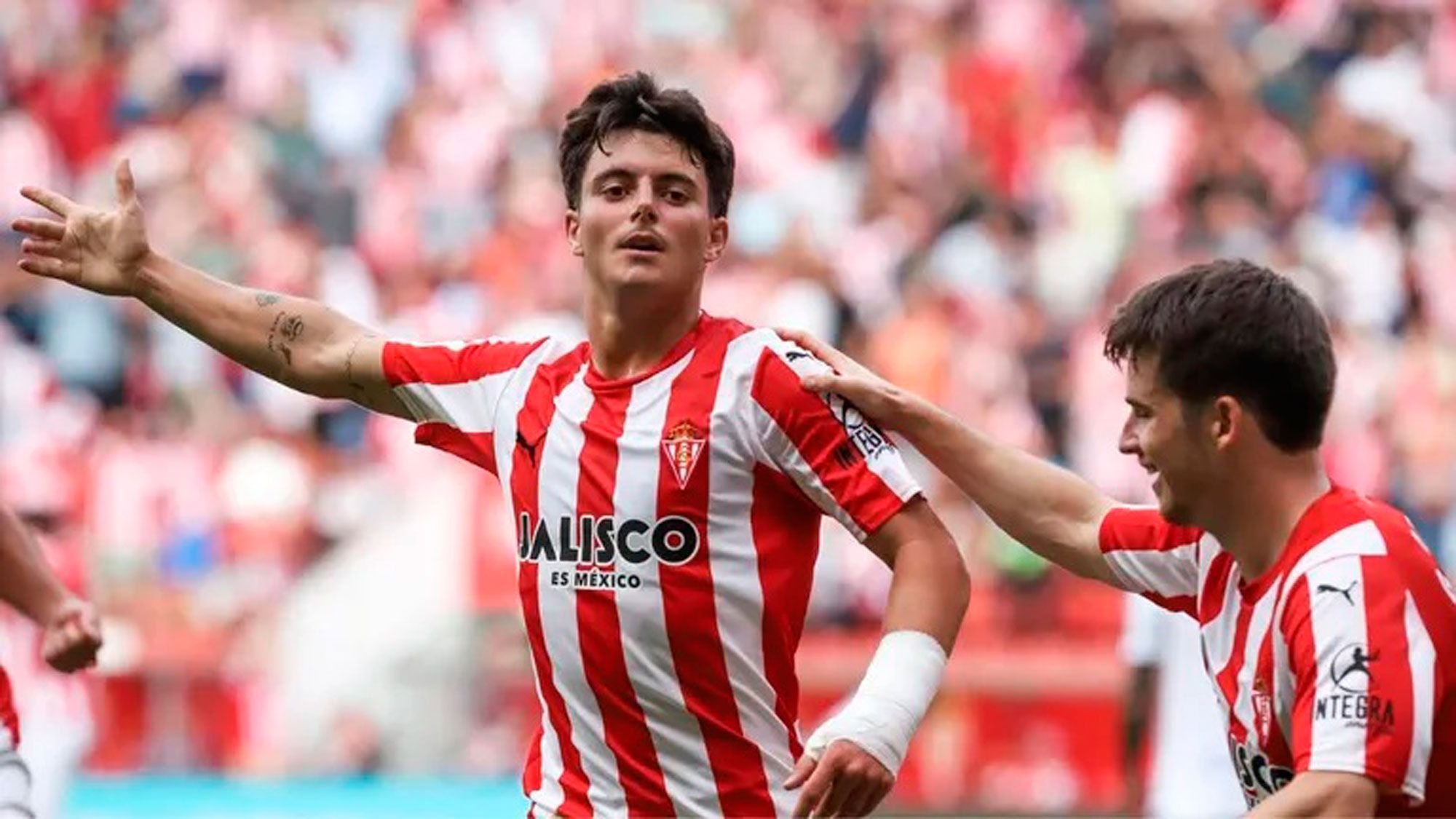 Queipo celebra un gol con el Sporting. | SPORTING