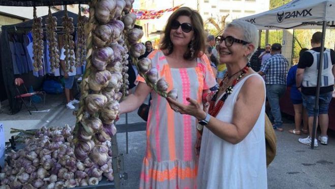 Feria del Ajo de San Miguel de las Dueñas en una de sus últimas ediciones.
