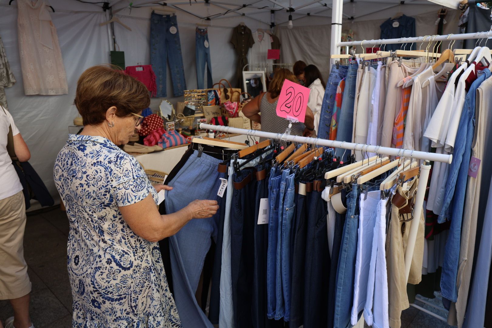 La Feria de Stocks del Comercio de la Bañeza, en imágenes 