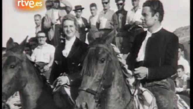 Rosa Pérez Lerma triunfó en el mundo del rejoneo con el nombre artístico de Rosita Lerma y se codeó con la alta sociedad que se mueve en esos ambientes Rosa Pérez Lerma triunfó en el mundo del rejoneo con el nombre artístico de Rosita Lerma y se codeó con la alta sociedad que se mueve en esos ambientes