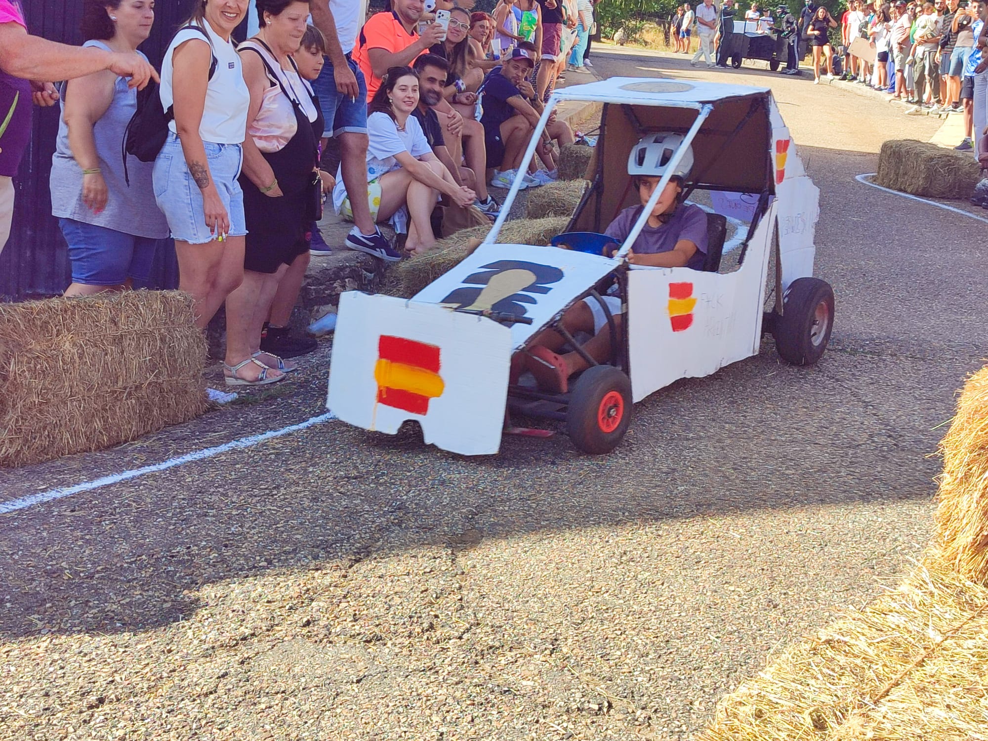 Carrera de Autos Locos de La Matica 