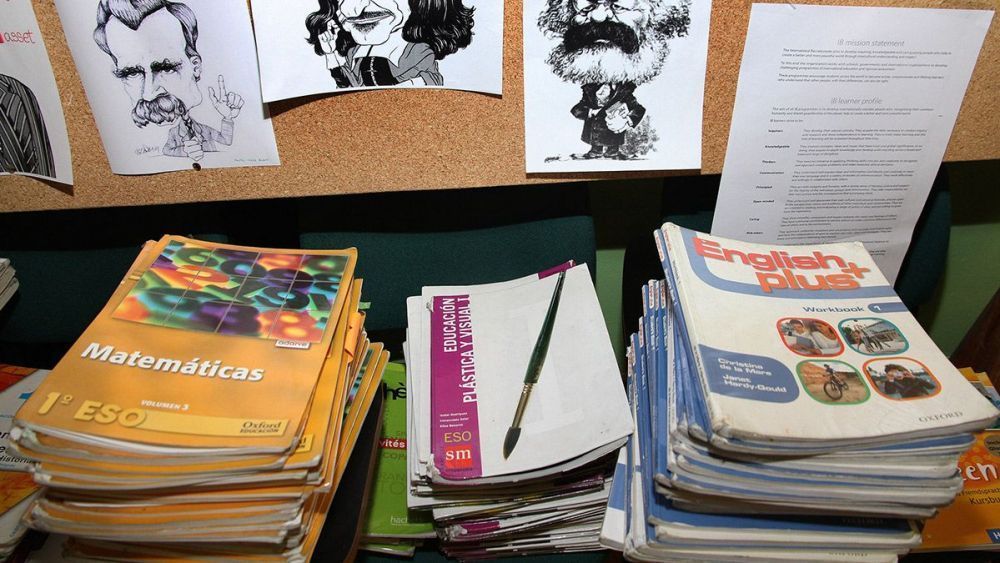 Imagen de archivo de libros de texto del programa Releo Plus. | ICAL