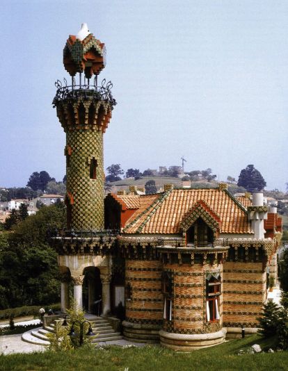 El Capricho de Comillas (de 1893 1895) El Capricho de Comillas (de 1893 1895)