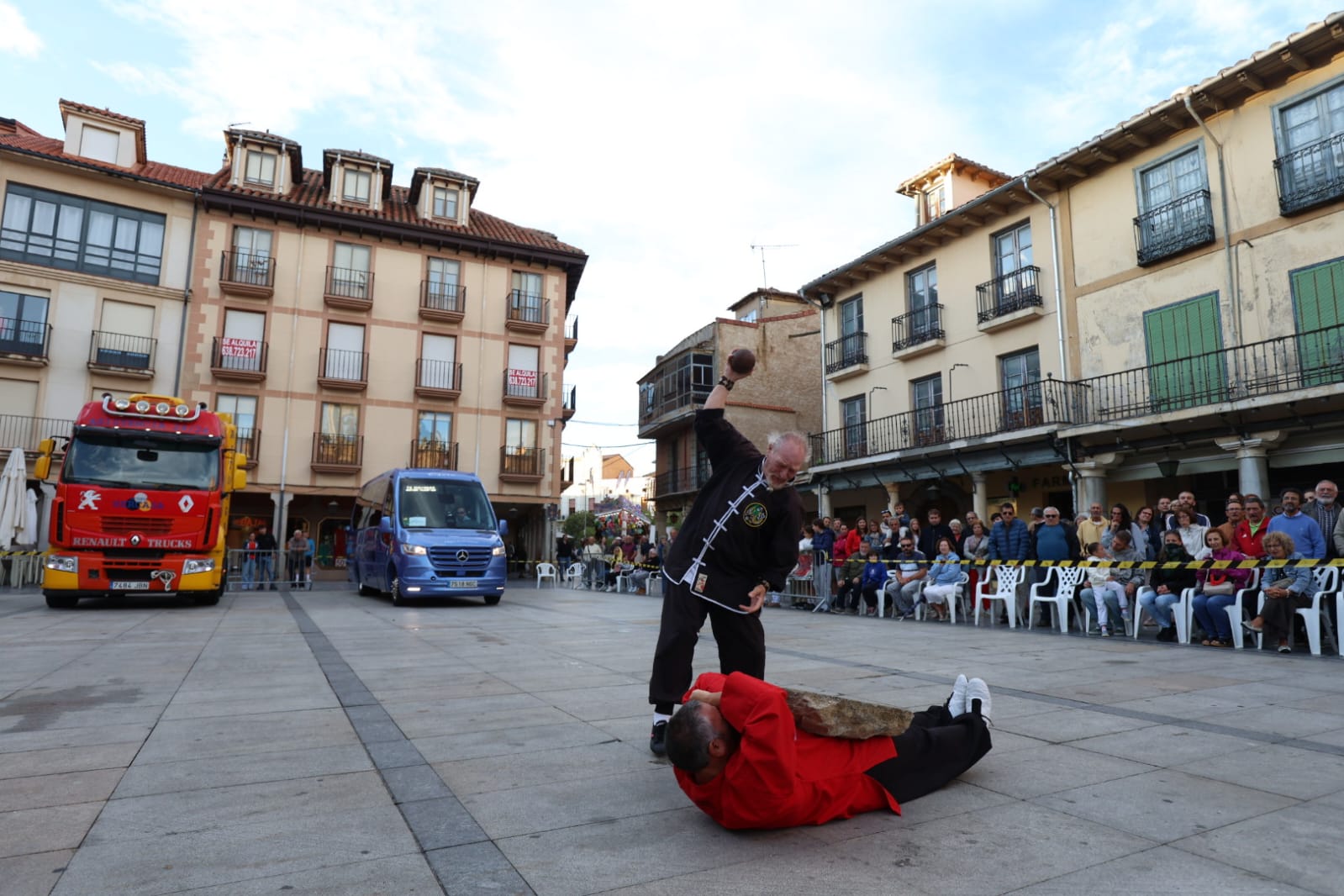 Espectáculo de los Jiménez de Astorga. | FERNANDO OTERO