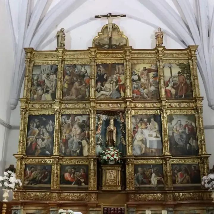 Retablo de la iglesia de Lagunas de Somoza.