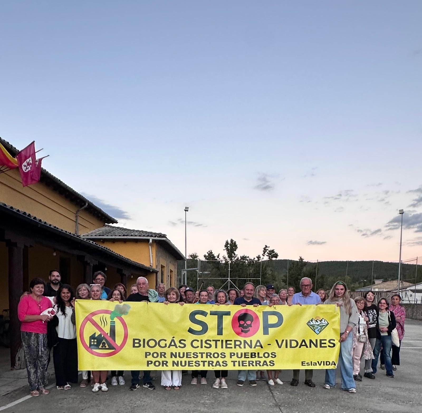 La Asociación EslaVIDA celebró el pasado 29 de agosto una nueva asamblea informativa.