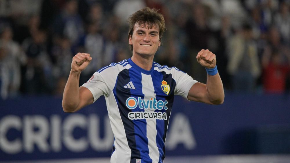 Slavy celebrando un gol ante el Mérida en El Toralín el curso pasado. | QUINITO
