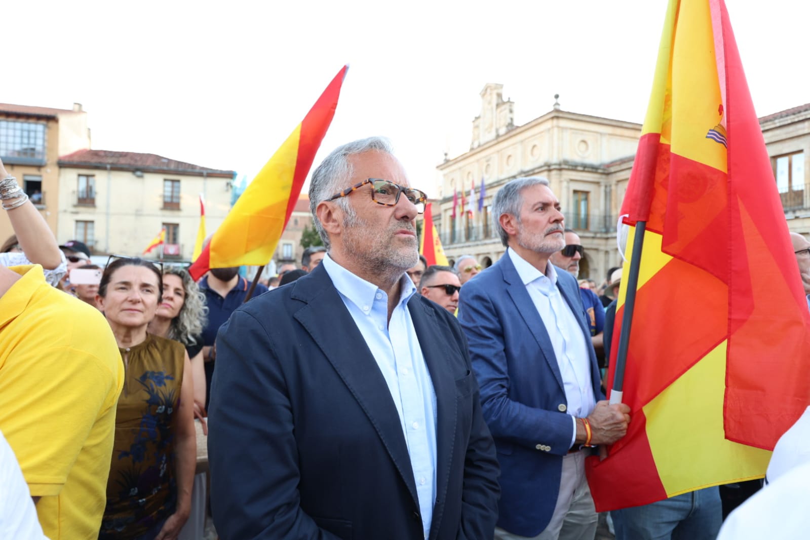 La concentración por Ceuta en León, en imágenes 