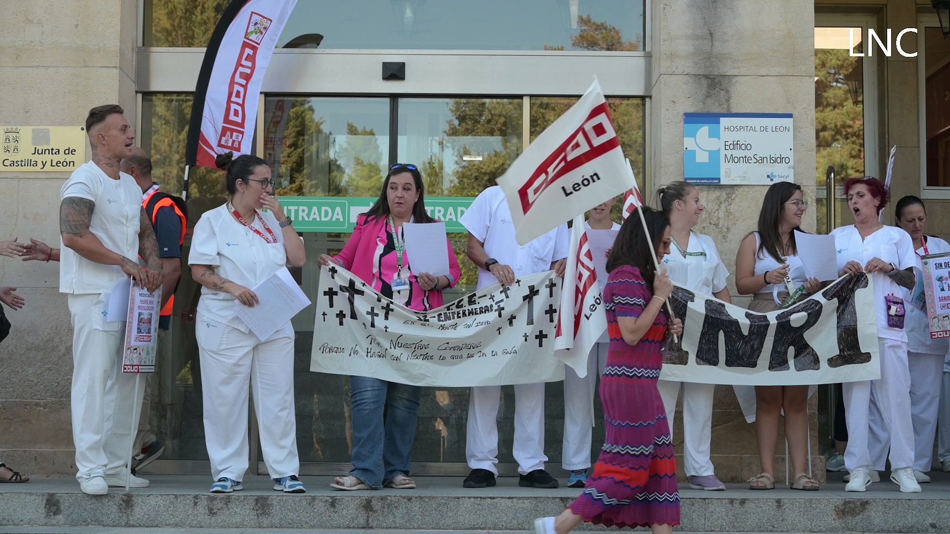 La plantilla del Hospital de Monte San Isidro se manifiesta contra la pérdida de camas y empleo
