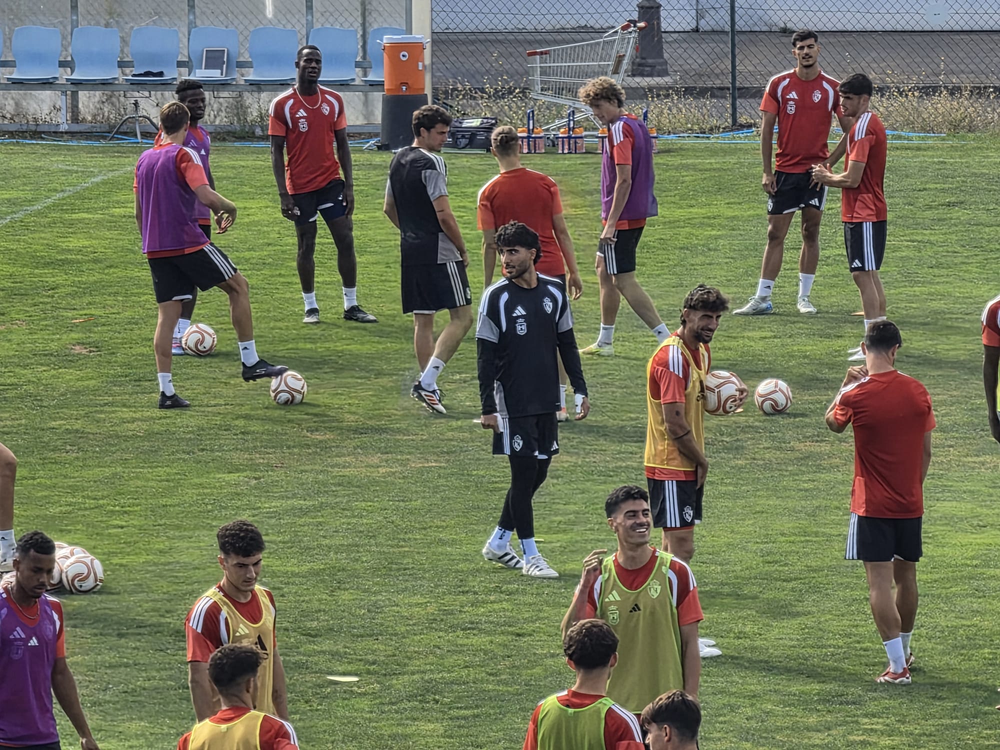 Amir durante su primera sesión de entrenamiento con la Ponferradina. L.N.C.
