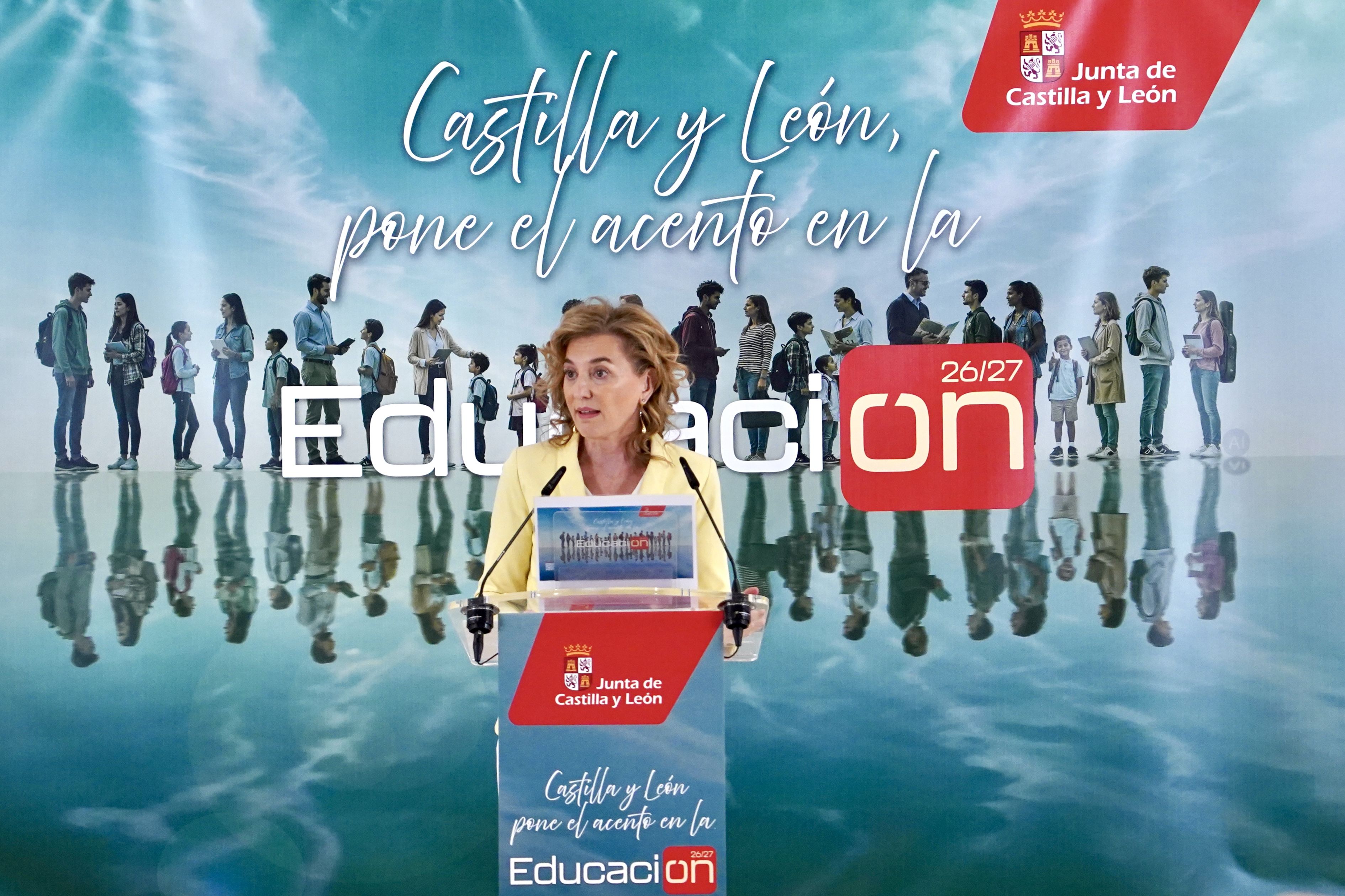 La consejera de Educación, María Pardo, presentó las novedades y líneas de actuación del nuevo curso escolar. | MIRIAM CHACÓN (ICAL)
