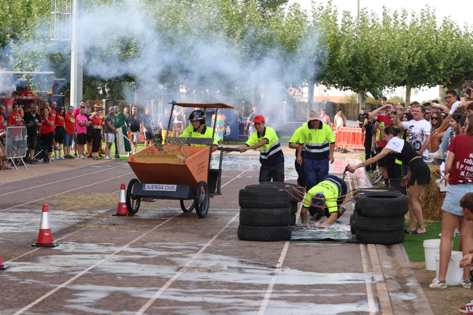 Carrera de camas en Santa María del Páramo 