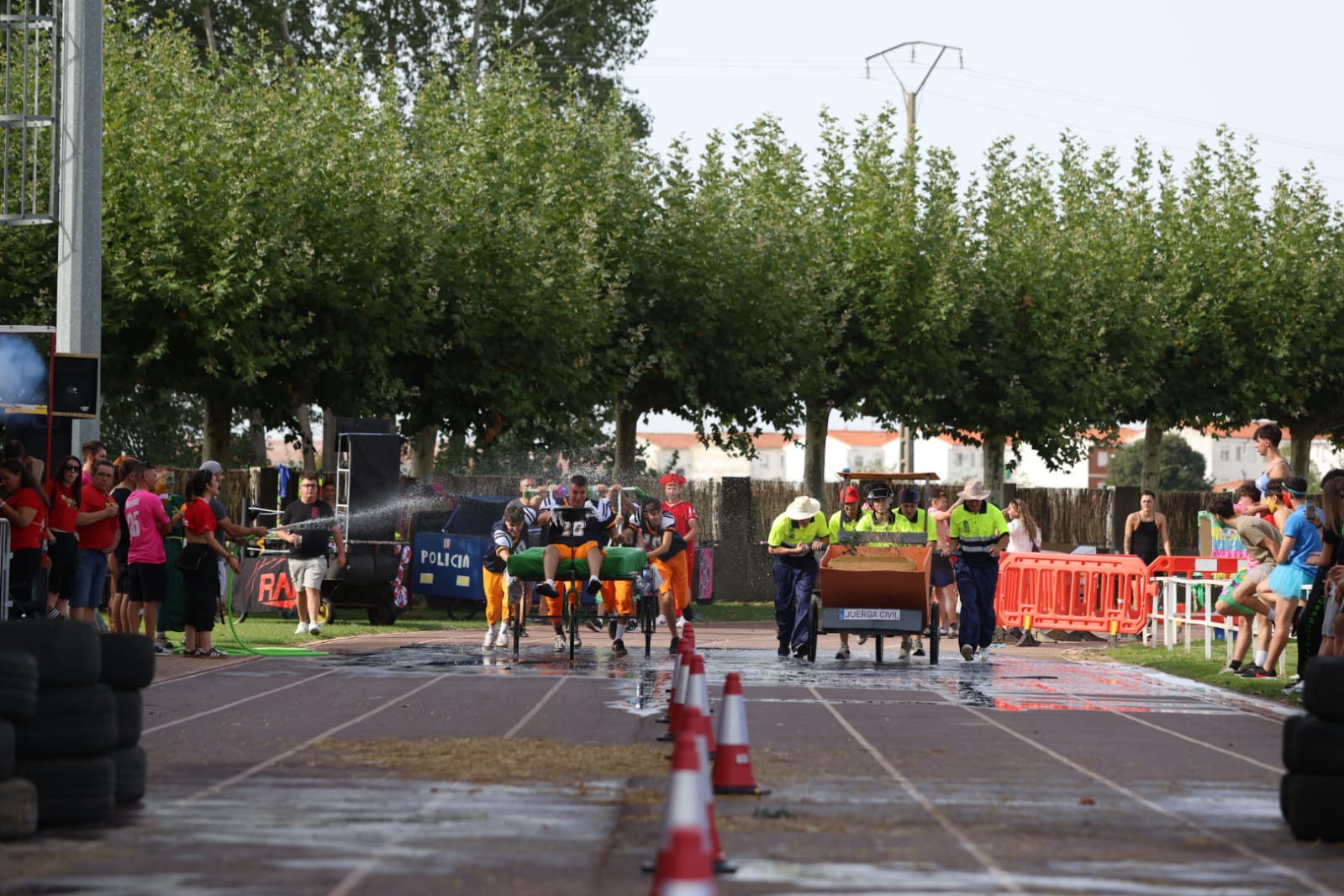 Carrera de camas en Santa María del Páramo 