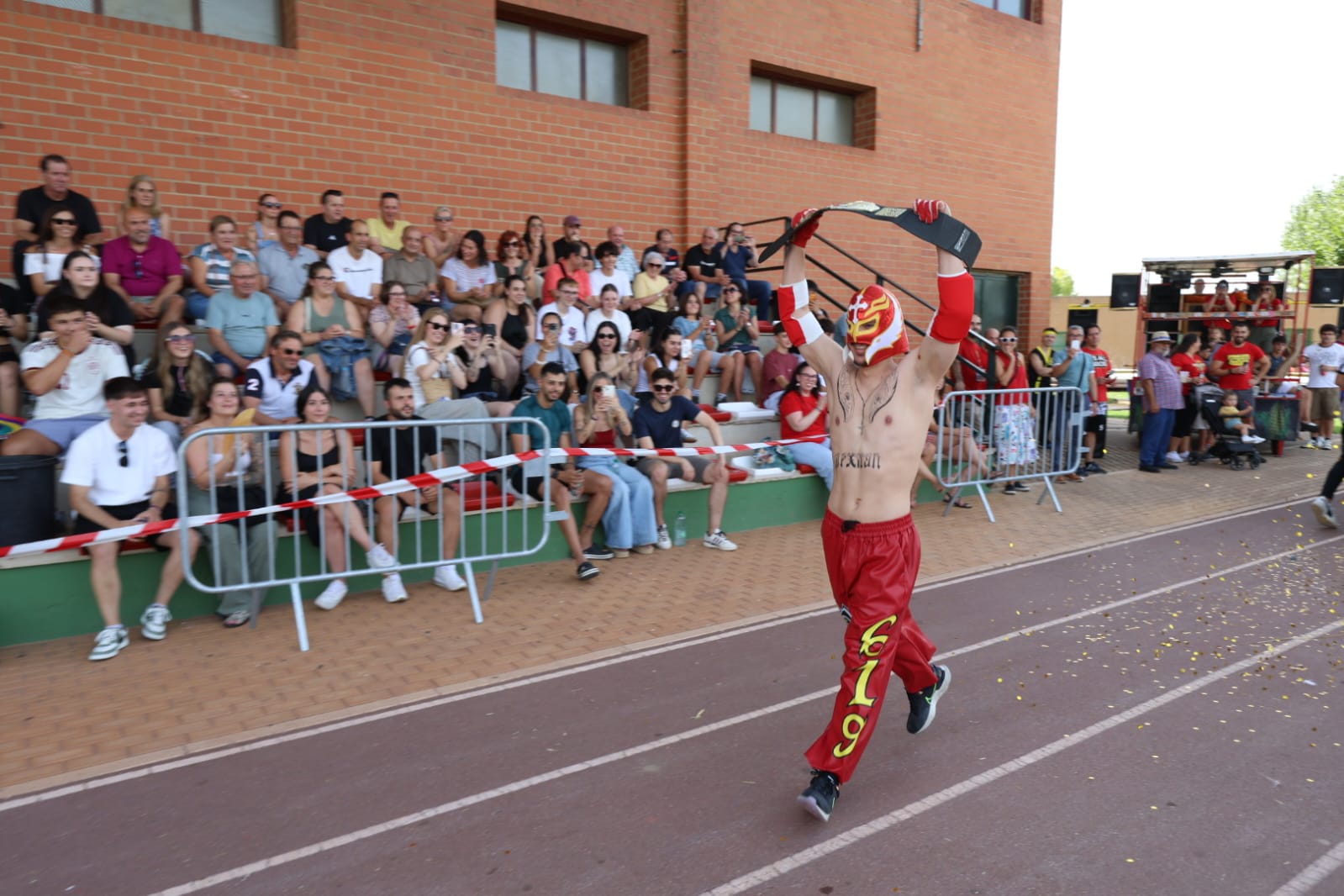 Carrera de camas en Santa María del Páramo 