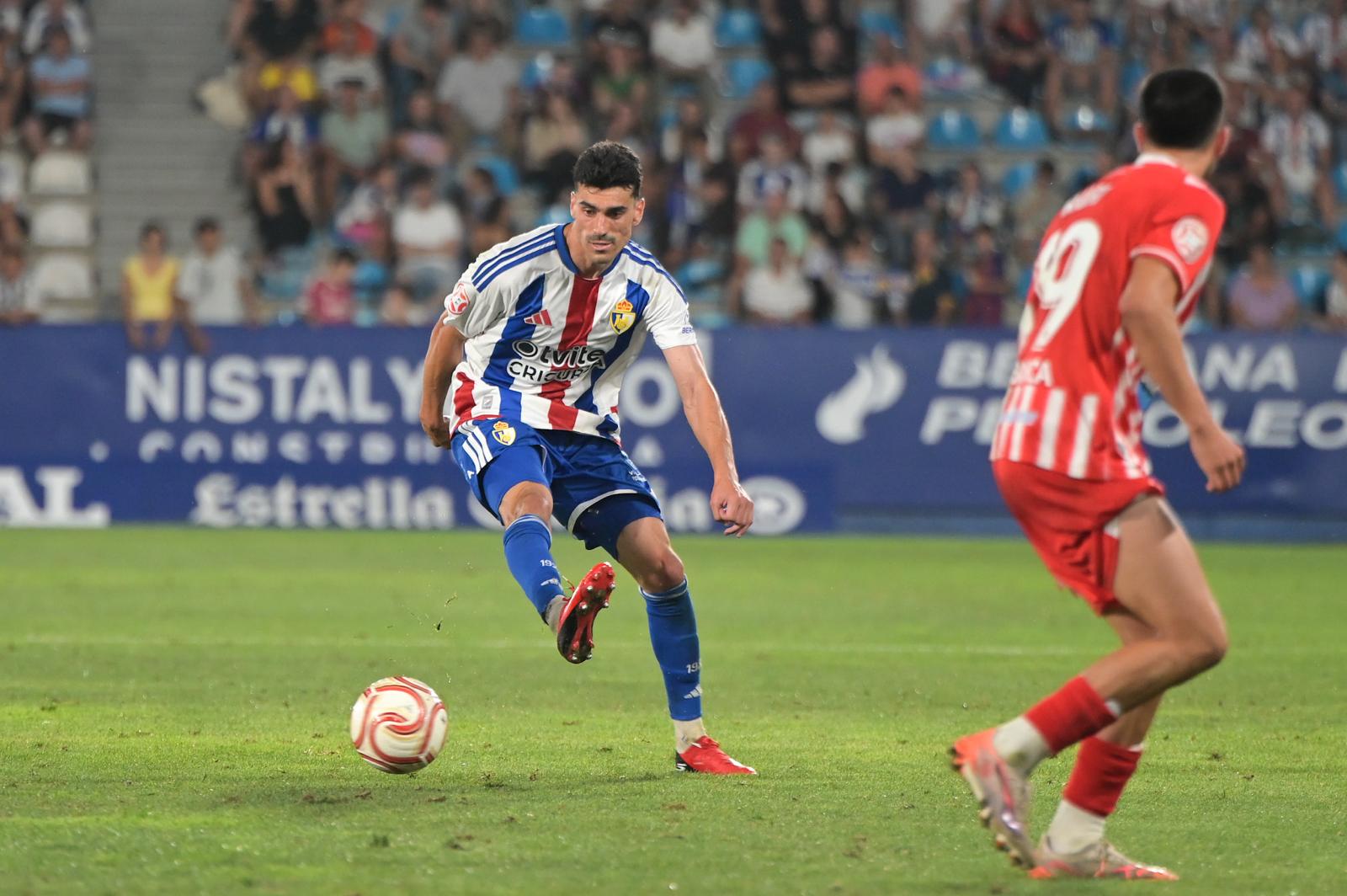 La Deportiva no pudo pasar del empate ante el Lugo en el debut del equipo en El Toralín  REPORTAJE GRÁFICO QUINITO (108)