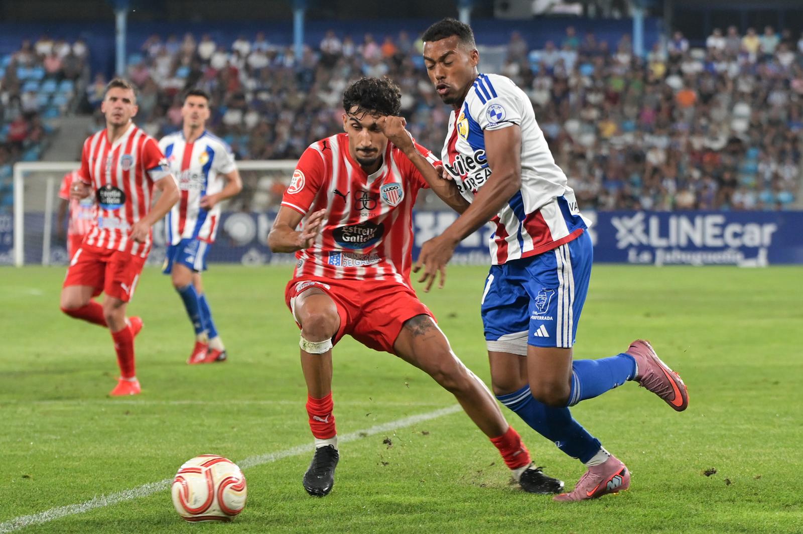 La Deportiva no pudo pasar del empate ante el Lugo en el debut del equipo en El Toralín  REPORTAJE GRÁFICO QUINITO (109)