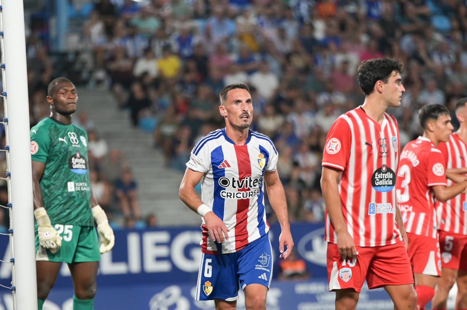 La Deportiva no pudo pasar del empate ante el Lugo en el debut del equipo en El Toralín  REPORTAJE GRÁFICO QUINITO (112)