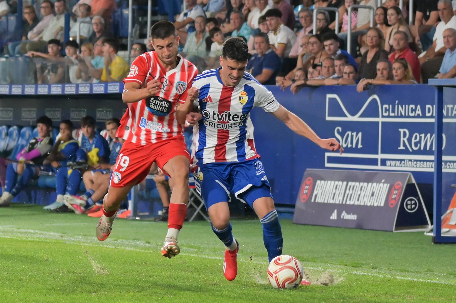 La Deportiva no pudo pasar del empate ante el Lugo en el debut del equipo en El Toralín  REPORTAJE GRÁFICO QUINITO (122)