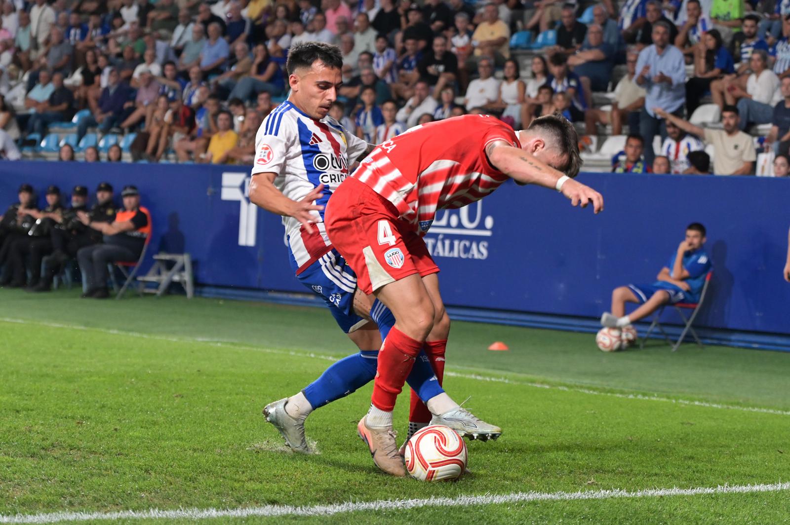 La Deportiva no pudo pasar del empate ante el Lugo en el debut del equipo en El Toralín  REPORTAJE GRÁFICO QUINITO (125)