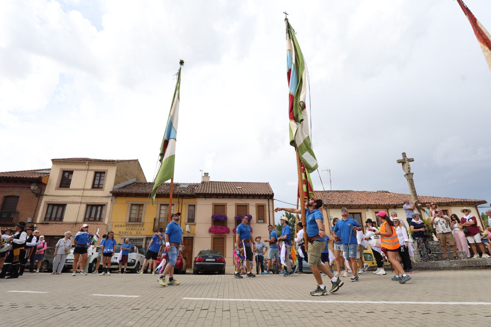 La Romería de Pendones Leoneses de Mansilla de Las Mulas 