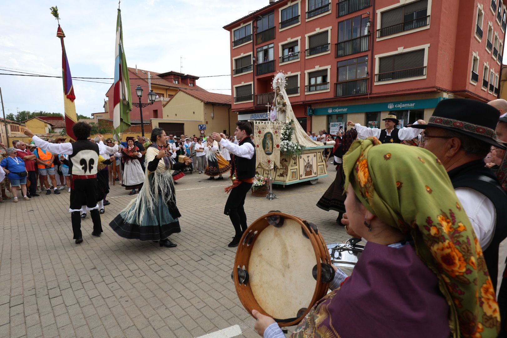 La Romería de Pendones Leoneses de Mansilla de Las Mulas 