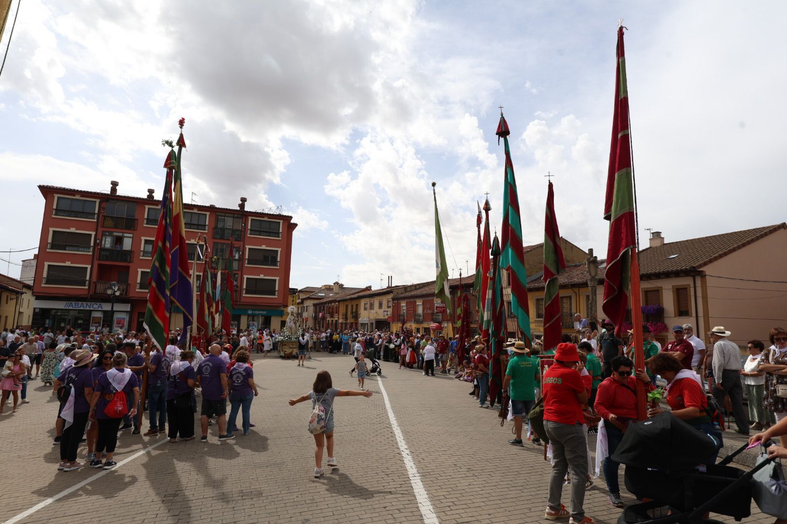 La Romería de Pendones Leoneses de Mansilla de Las Mulas 