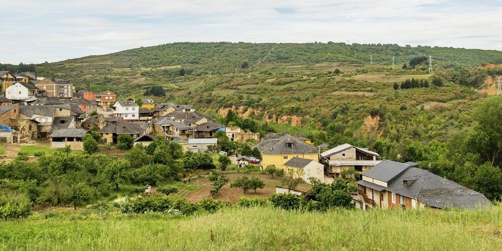 Santalla del Bierzo, un pequeño pueblo de Priaranza.