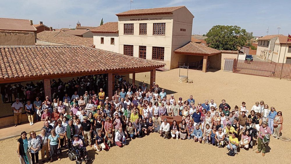 Imagen de un encuentro de clubes de lectura en Gordoncillo. | JAVIER ALONSO
