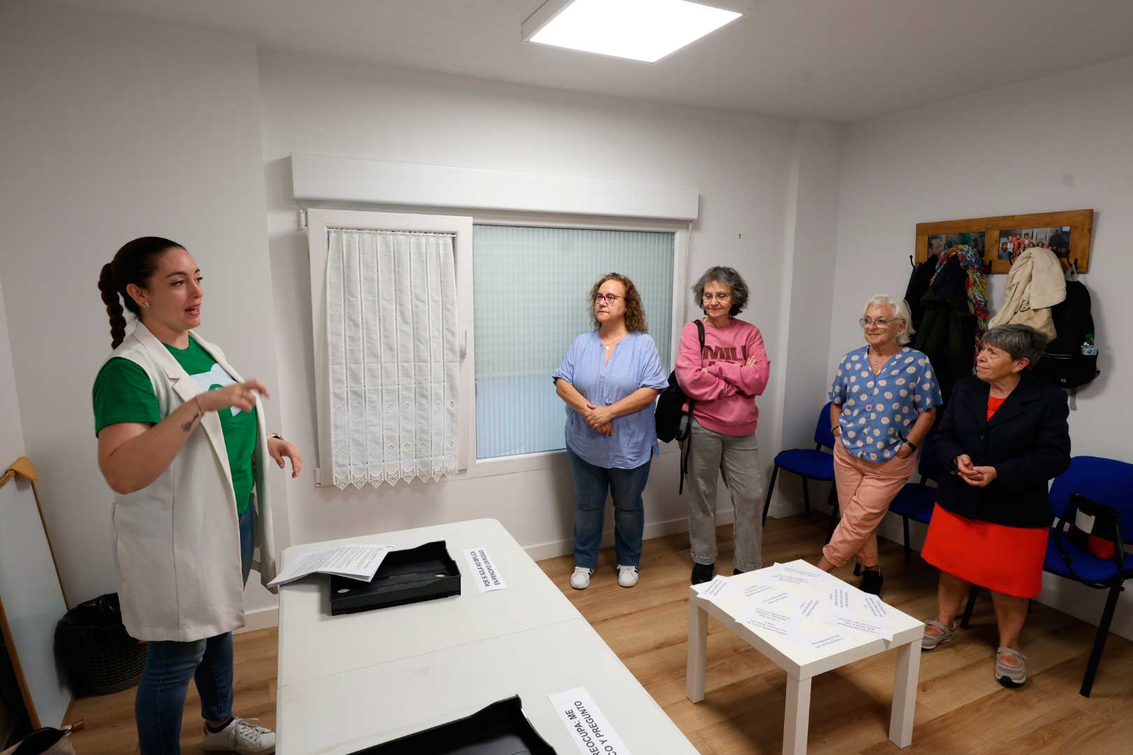 Juego de escape organizado este martes por el Teléfono de la Esperanza. | FERNANDO OTERO