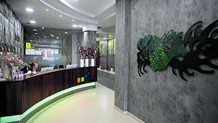 La clínica Martín Villa Innovación Dental. SAÚL ARÉN La clínica Martín Villa Innovación Dental. SAÚL ARÉN