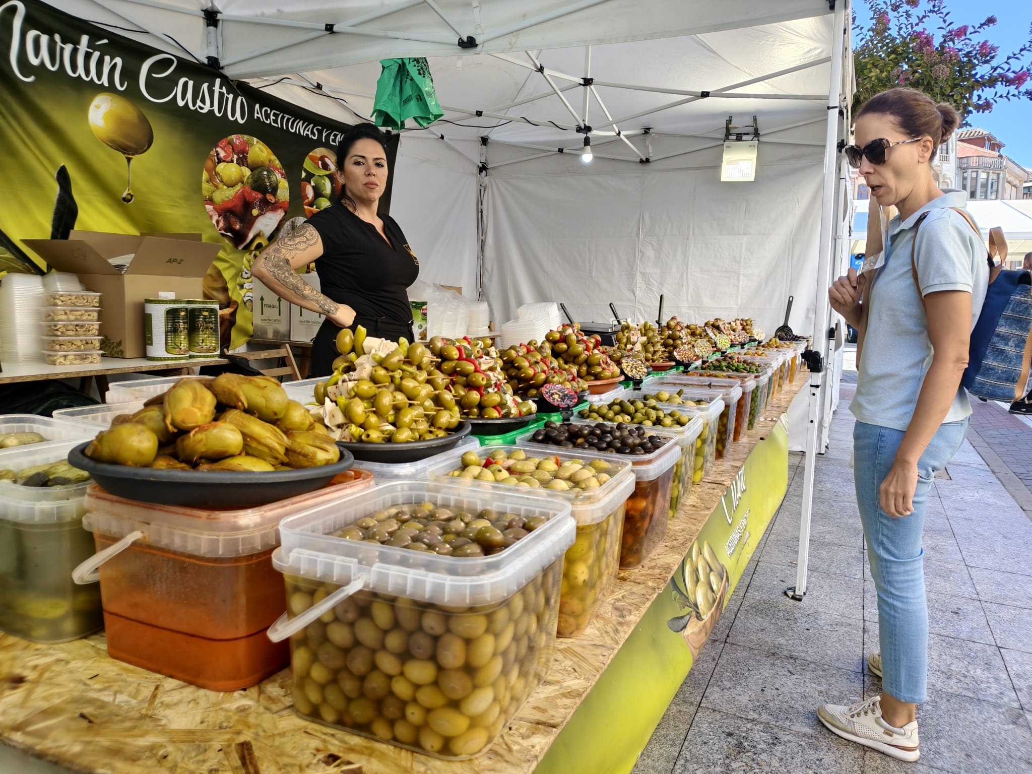 Inauguración de la Feria Agroalimentaria de La Bañeza 2026. | ALEJANDRO RODRÍGUEZ