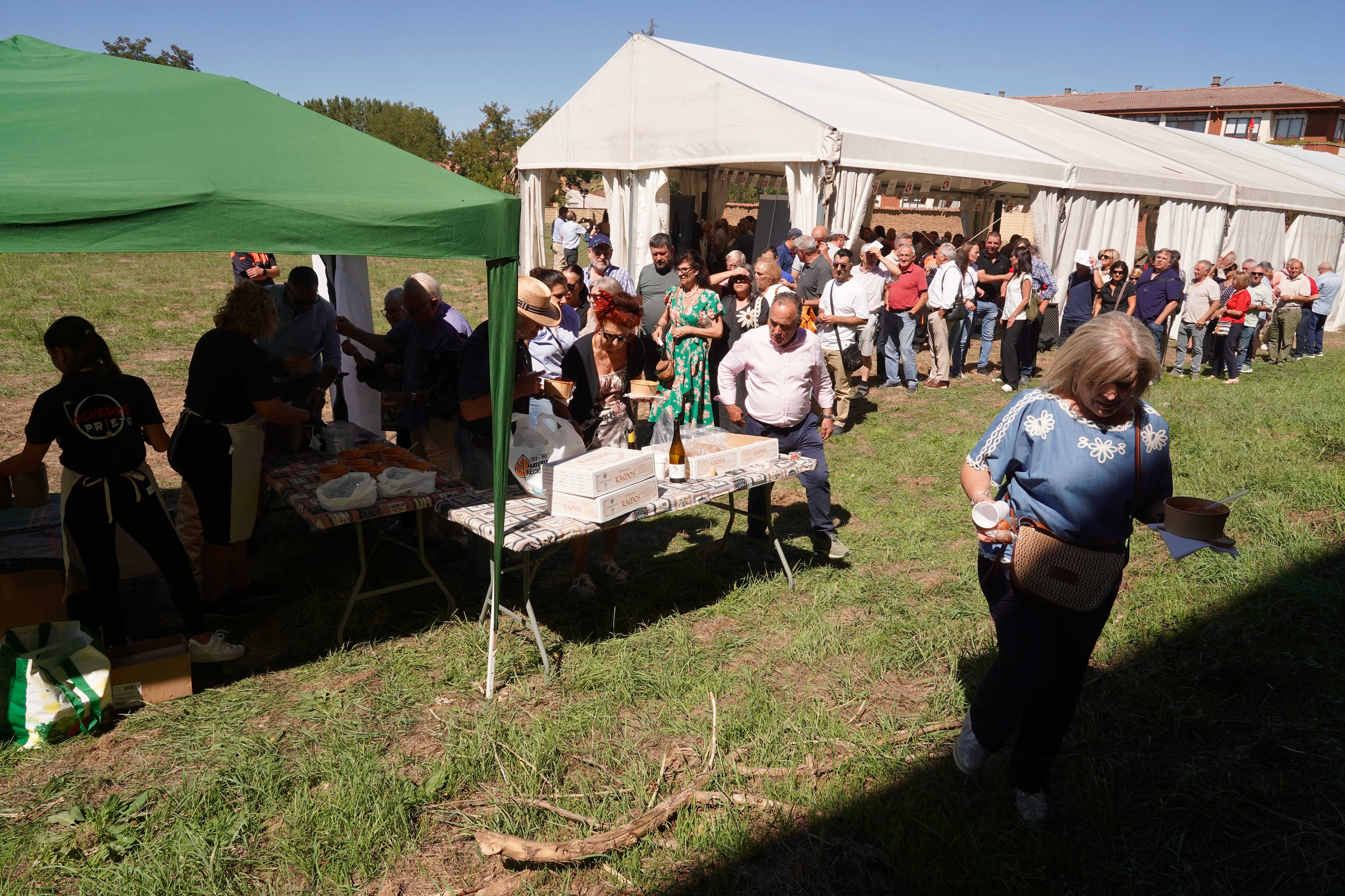 Gran Concejo promovido por el ILC que se celebra en Mansilla de las Mulas. | CAMPILLO (Ical) 