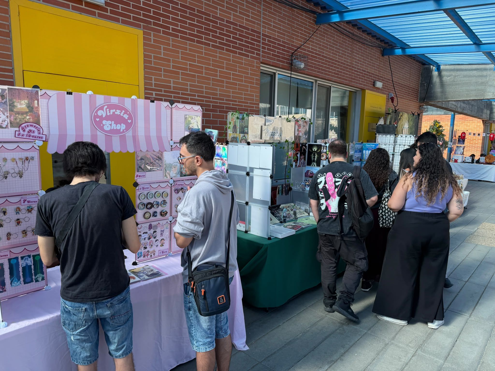 Los más jóvenes disfrutan del 'Findexoven' en Villaobispo 
