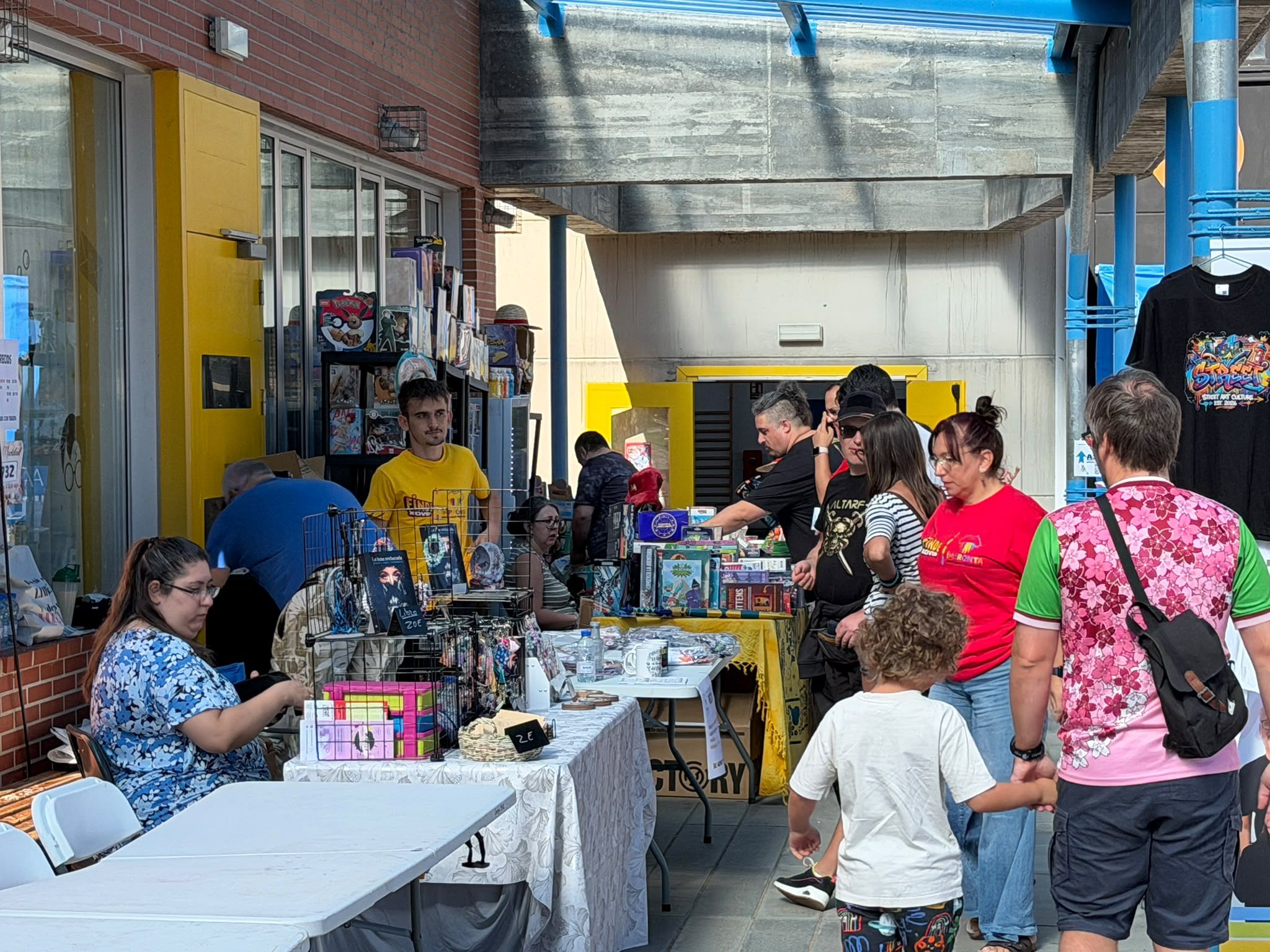 Los más jóvenes disfrutan del 'Findexoven' en Villaobispo