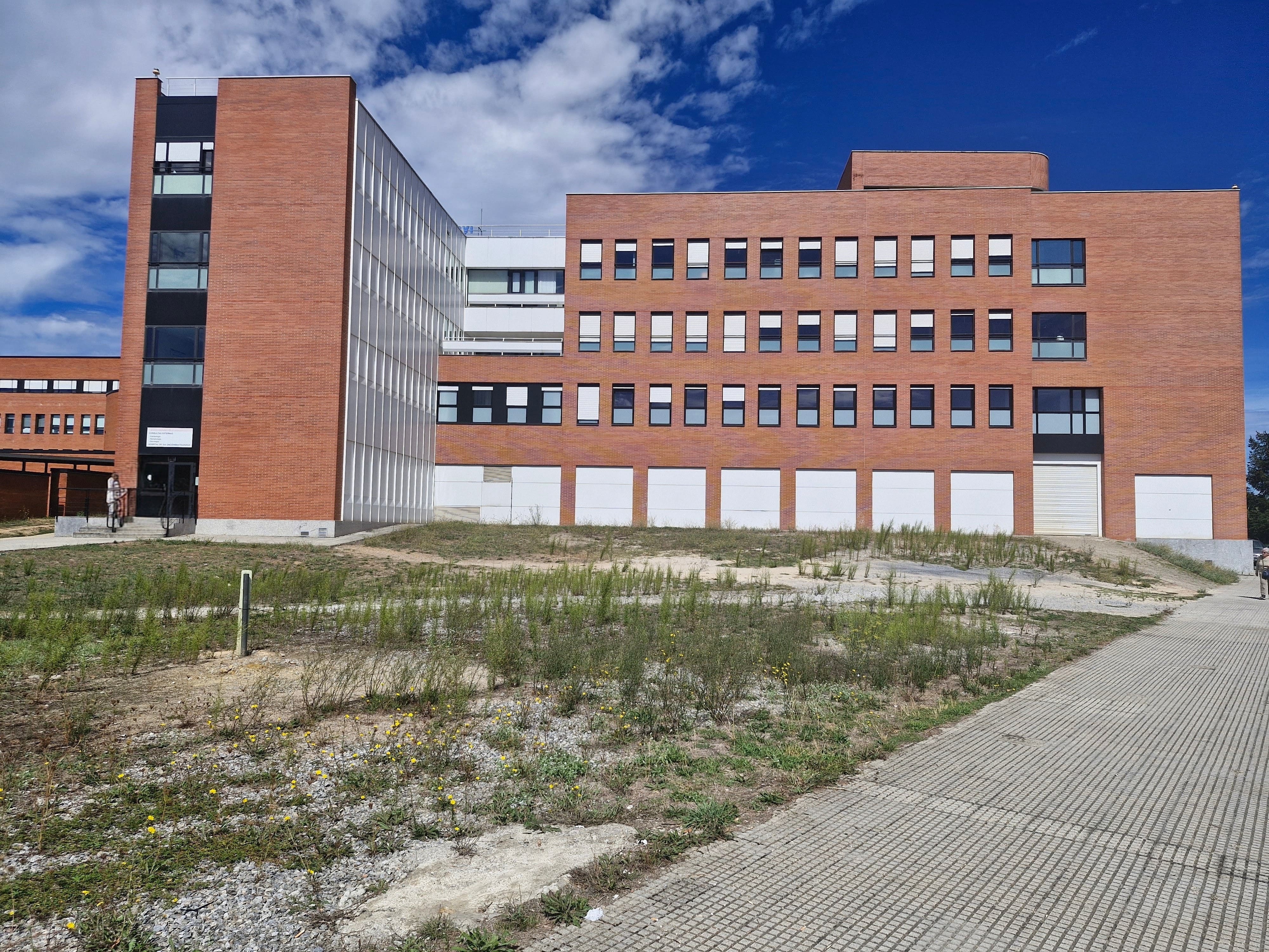 Ubicación de la futura Unidad Satélite de Radioterapia del Hospital El Bierzo. Ubicación de la futura Unidad Satélite de Radioterapia del Hospital El Bierzo.