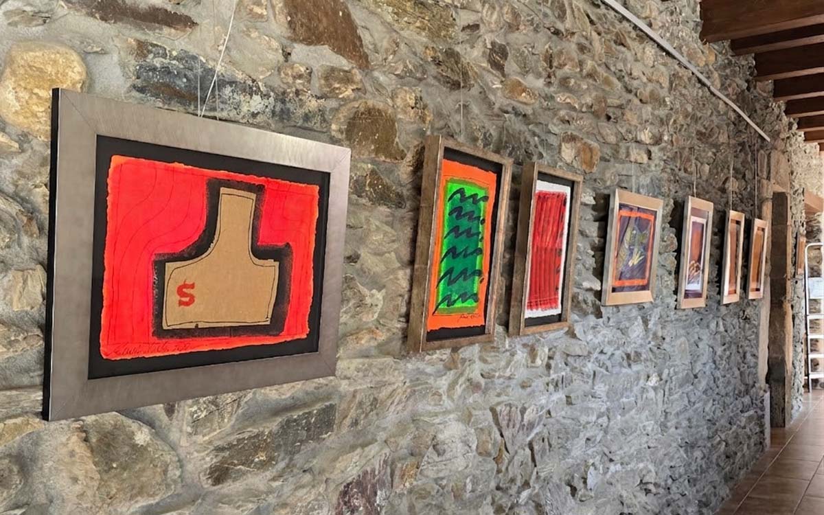 Detalle de la muestra ‘Vínculos memoria de la roca y de La luna’ de Ramón Villa. 