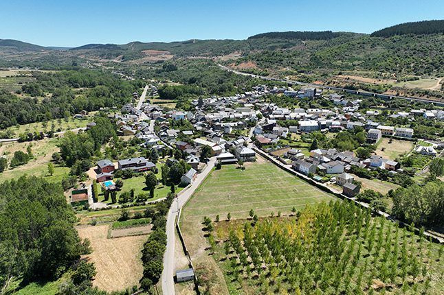 Localidad de Albares de la Ribera, perteneciente al municipio de Torre del Bierzo. | AYTO TORRE