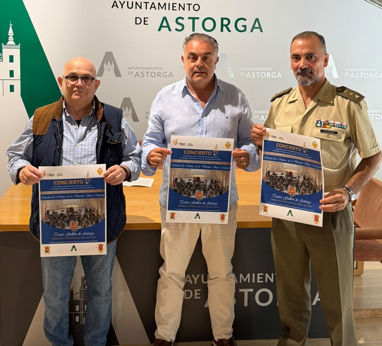 Tomás Valle, José Luis Nieto y Santiago Calderón durante la rueda de prensa. |L.N.C.