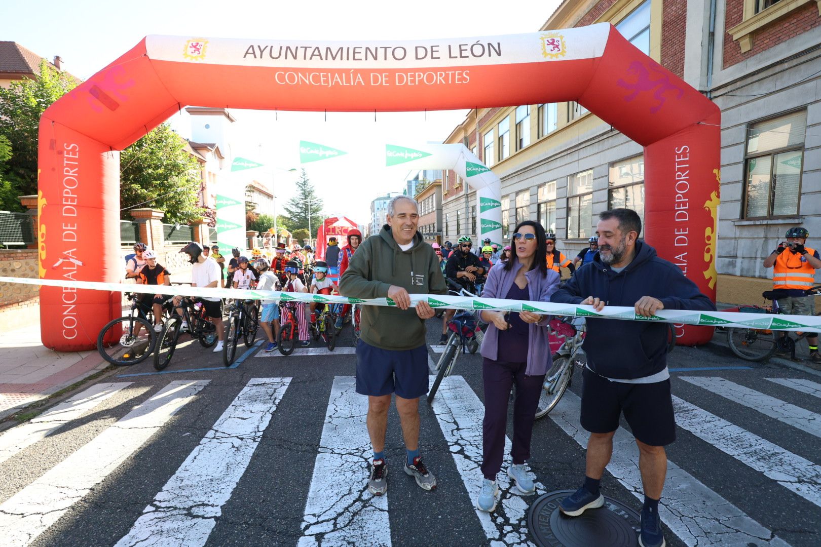 Día de la Bici en León. | FERNANDO OTERO