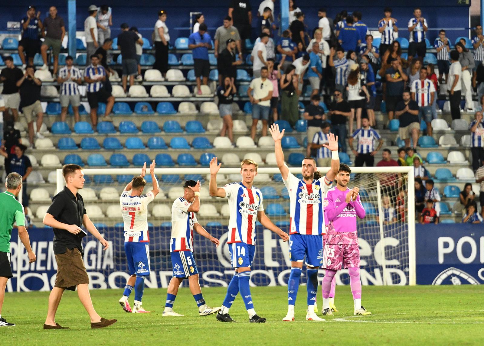 La Deportiva se llevó la victoria ante el Mérida tras jugar con uno menos toda la segunda parte. QUINITO (3)