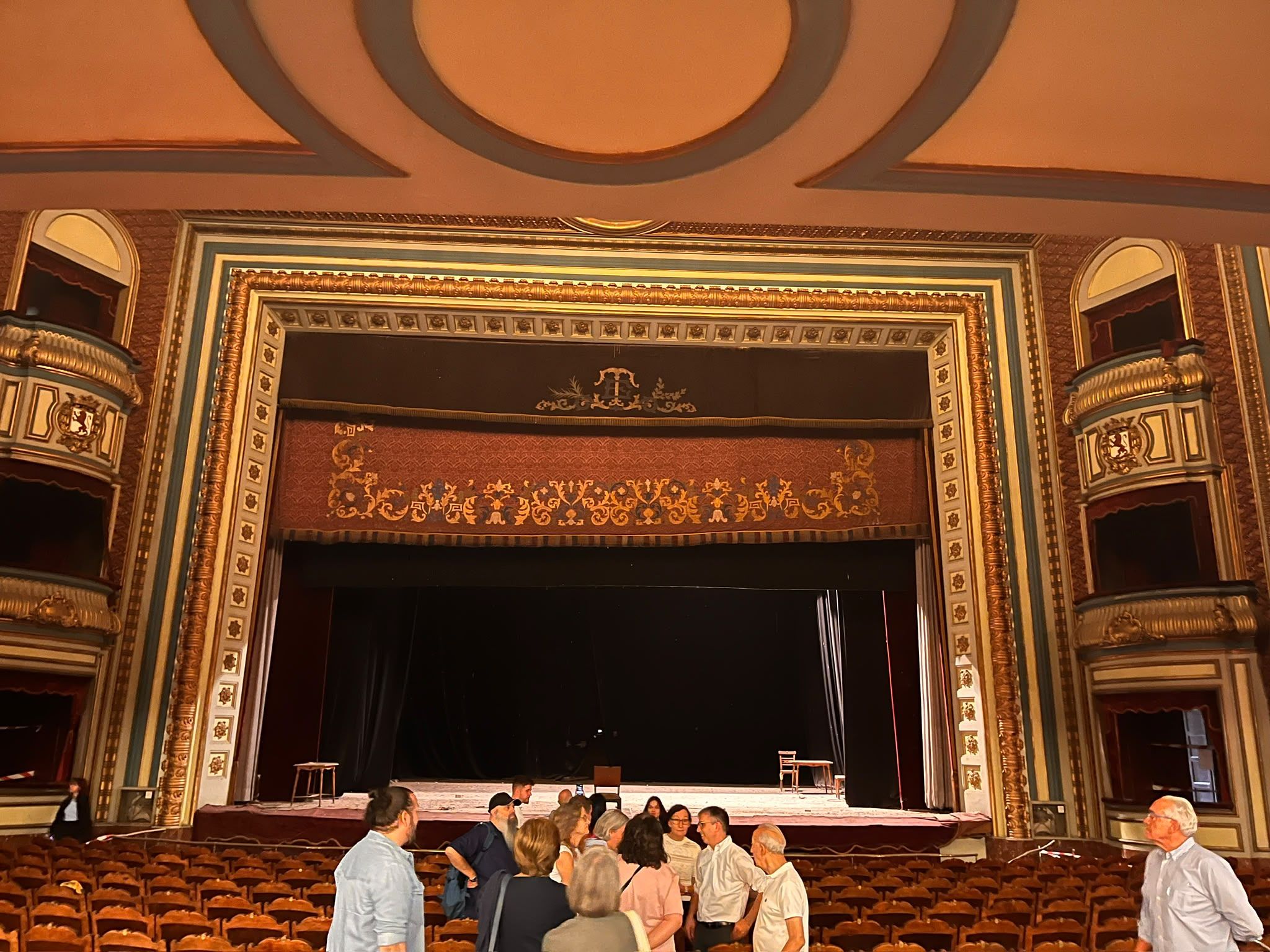 Estado del Teatro Emperador el día de su 75 aniversario (5)