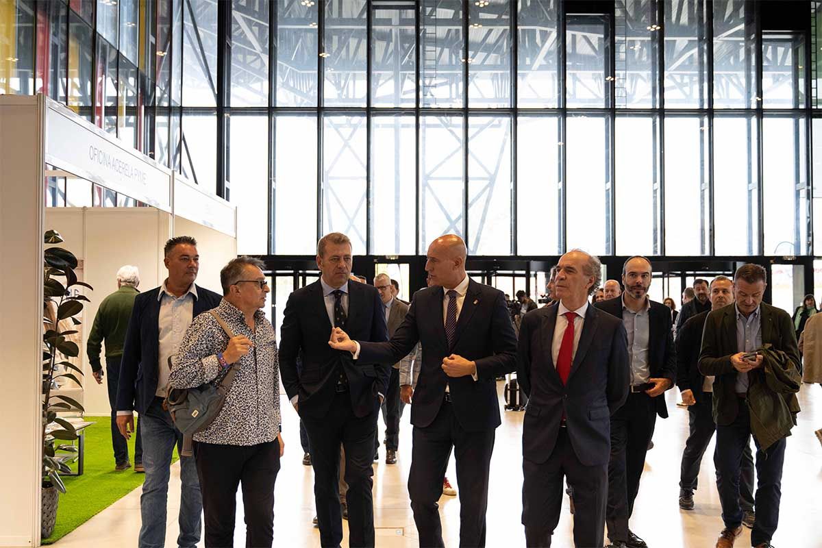 Fotografía de archivo de la edición de la feria León Clima Verde celebrada el pasado 2024.  | APIFONCAL