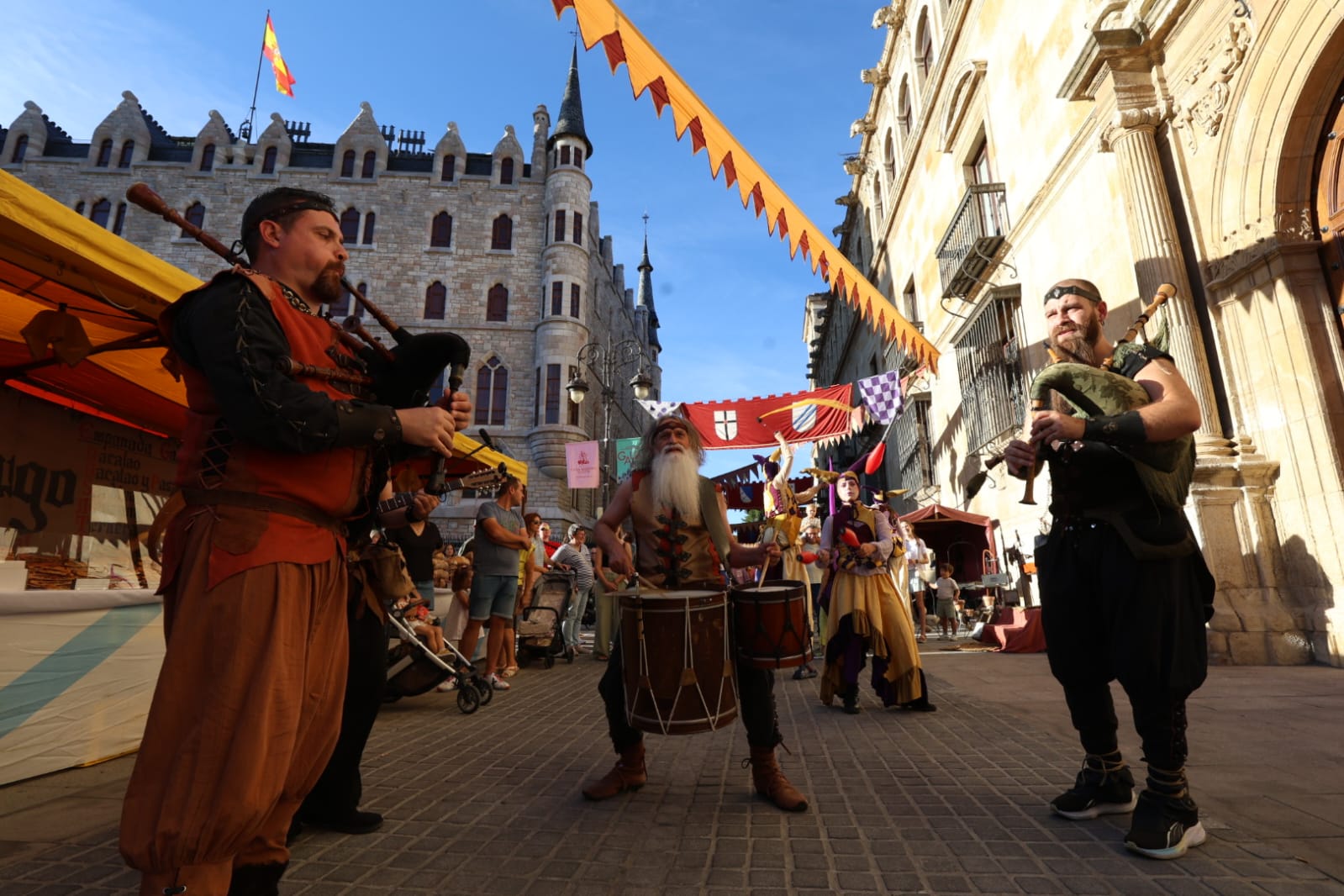 Imagen de la inauguración del Mercado de las Tres Culturas. | FERNANDO OTERO