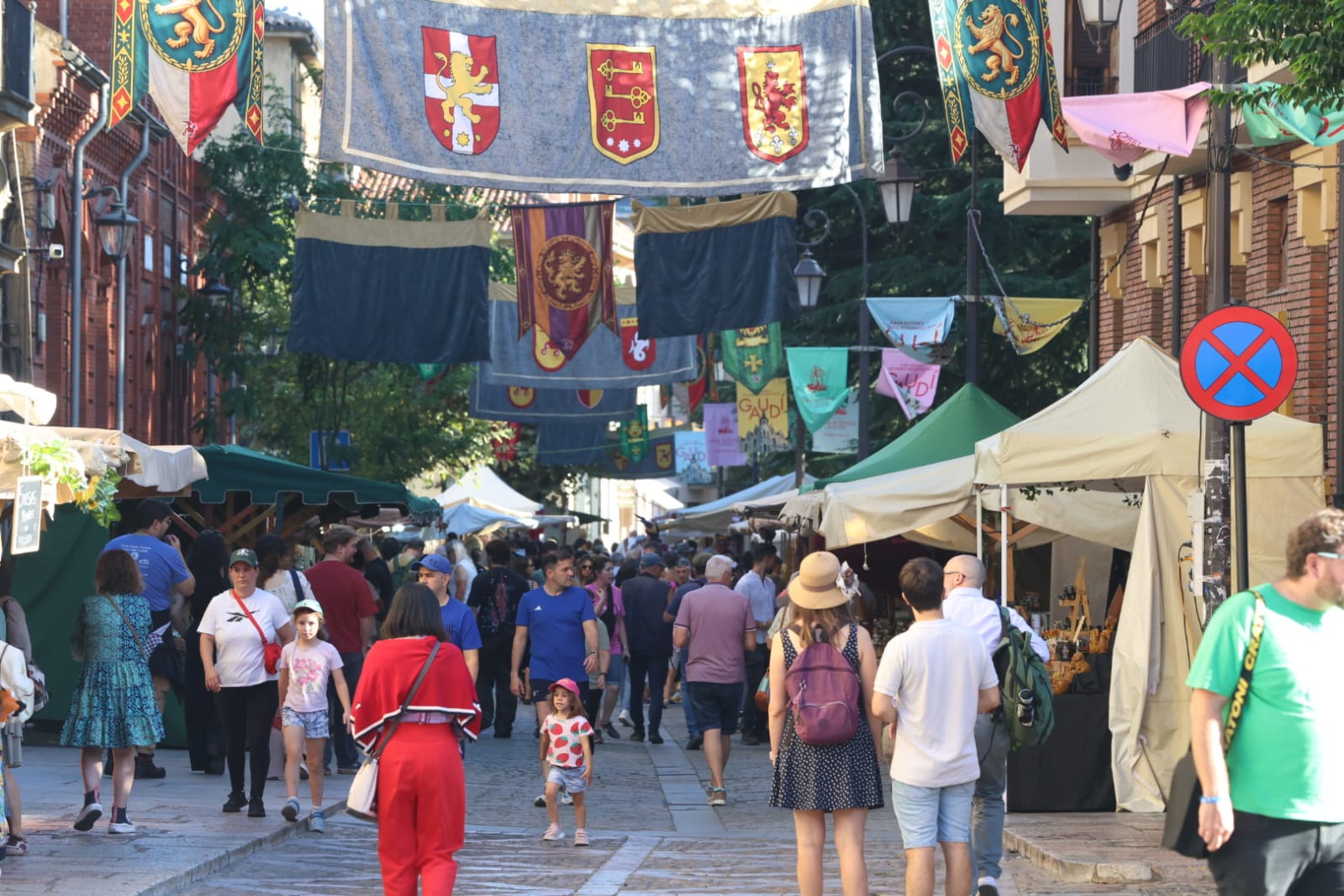 La inauguración del Mercado de las Tres Culturas, en imágenes 