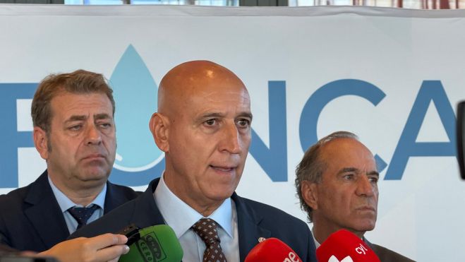 El alcalde de León, José Antonio Diez, ha acudido a la inauguración de la Feria León Clima Verde