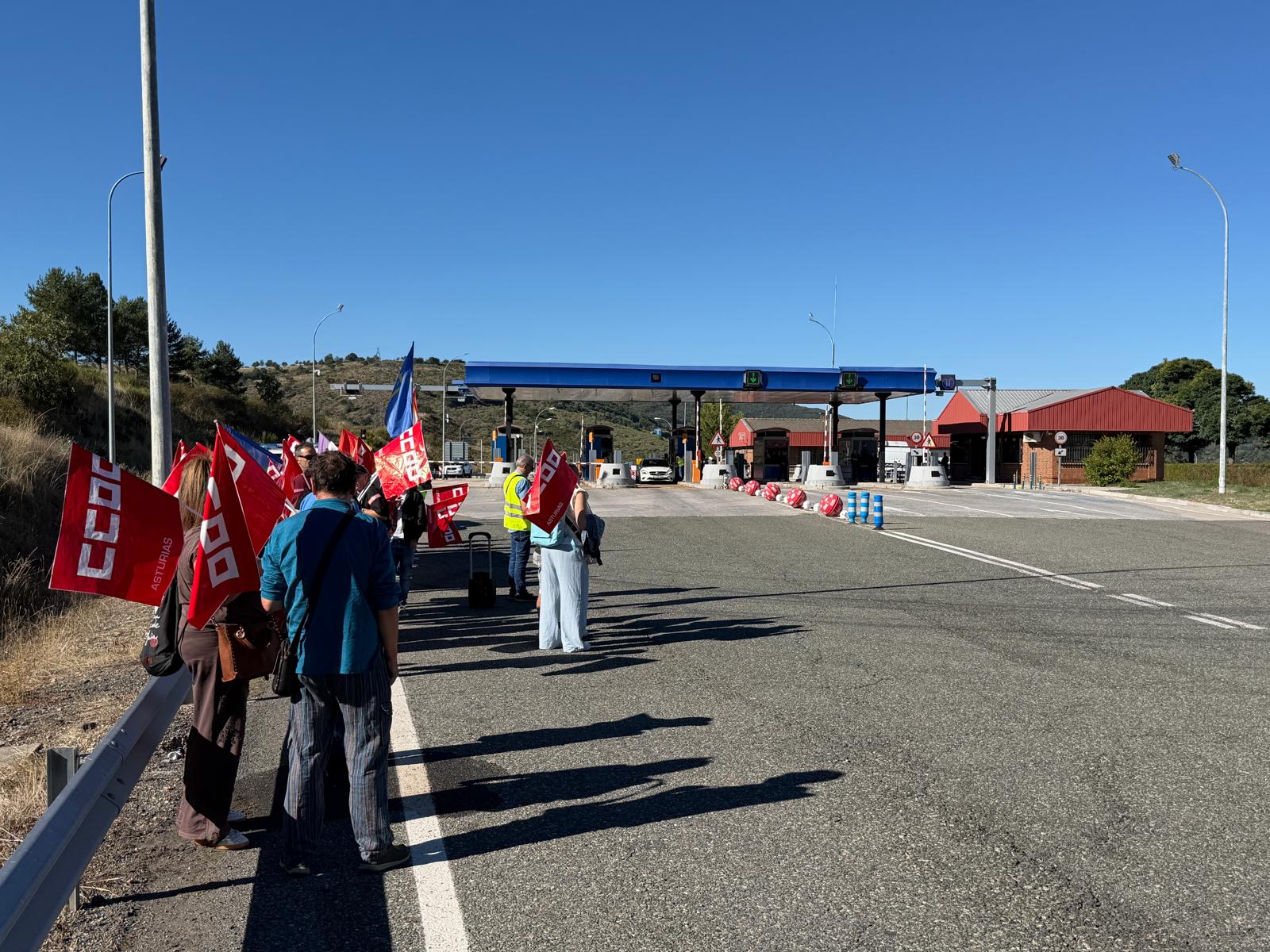 Las mejores imágenes de la manifestación contra el peaje de la Magdalena 