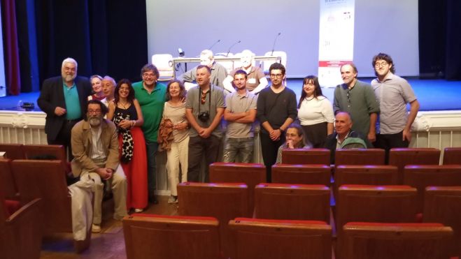 El Teatro Villafranquino acogió el fin del congreso. | GREGORIO LOBATO El Teatro Villafranquino acogió el fin del congreso. | GREGORIO LOBATO
